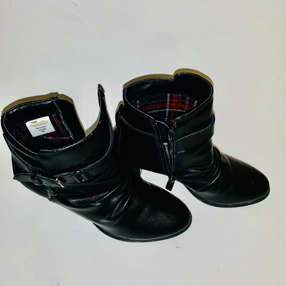 Naturalizer boots - Picture 6 of 6